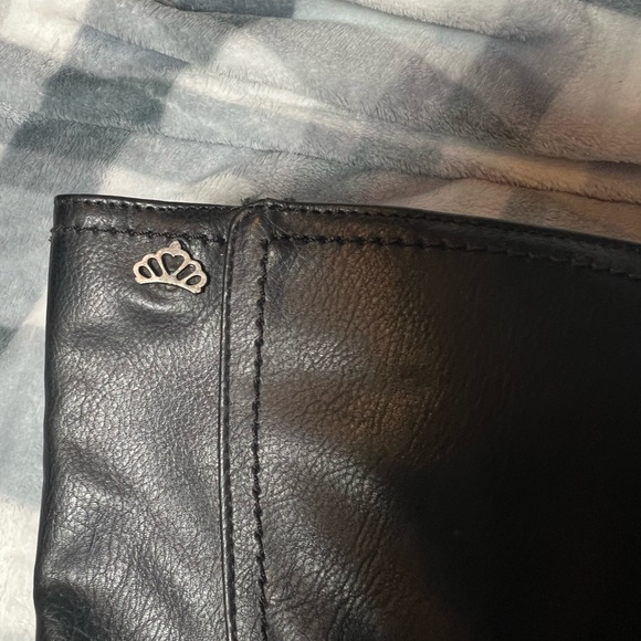 Fergalicious size 11 black boots - Picture 2 of 6